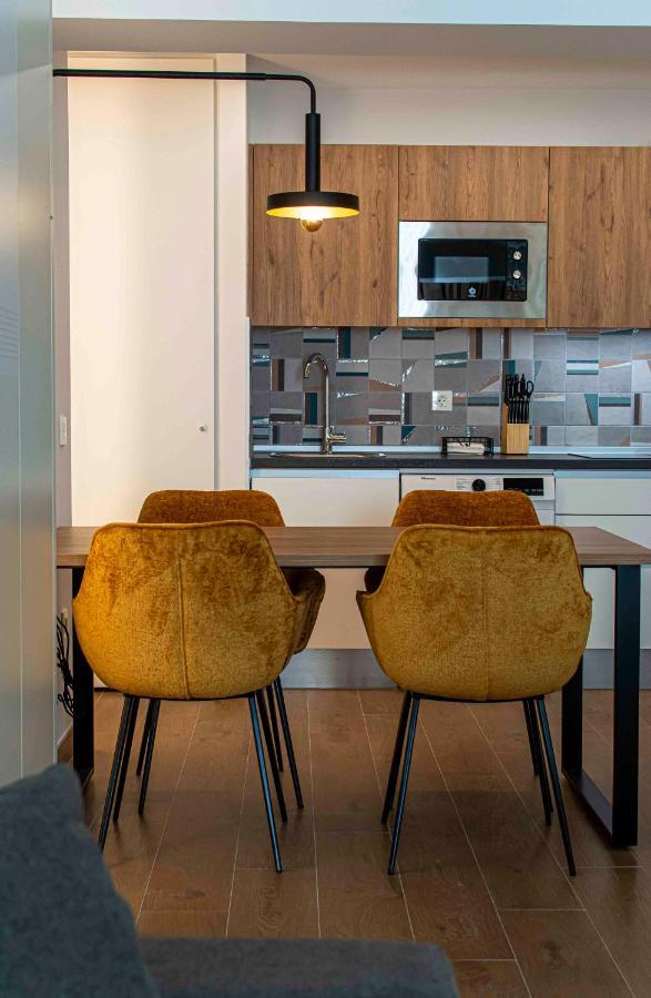 מאלגה Apartamentos 1 Abril מראה חיצוני תמונה