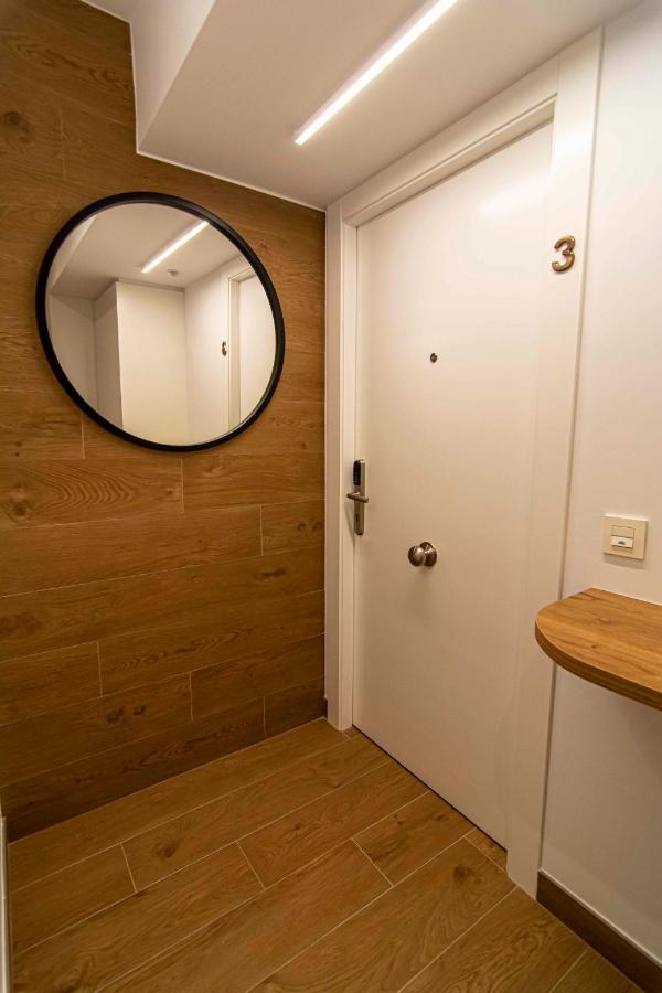 מאלגה Apartamentos 1 Abril מראה חיצוני תמונה