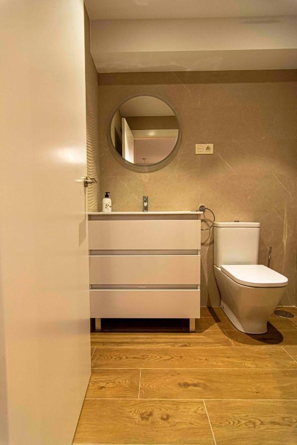 מאלגה Apartamentos 1 Abril מראה חיצוני תמונה