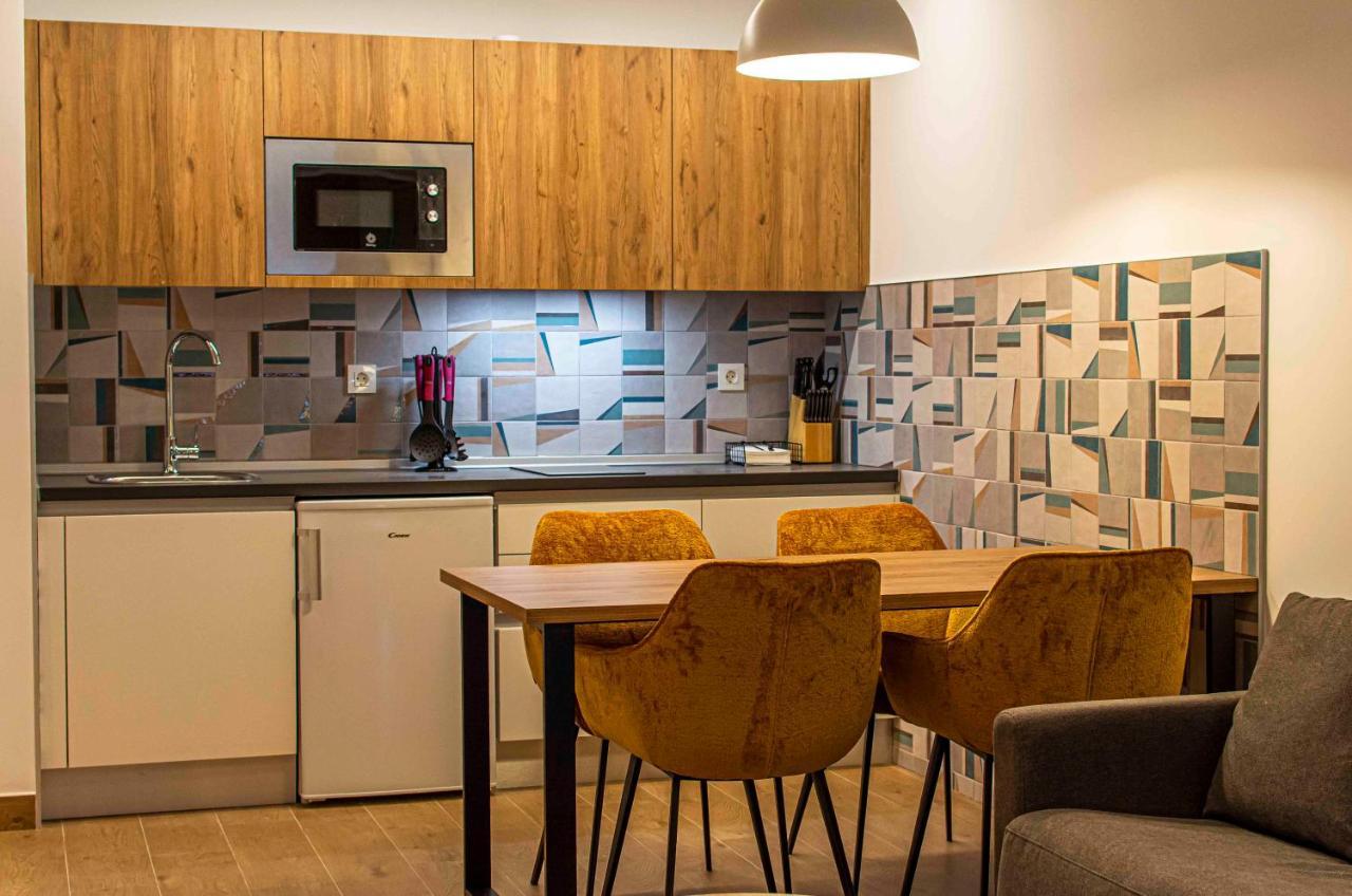 מאלגה Apartamentos 1 Abril מראה חיצוני תמונה
