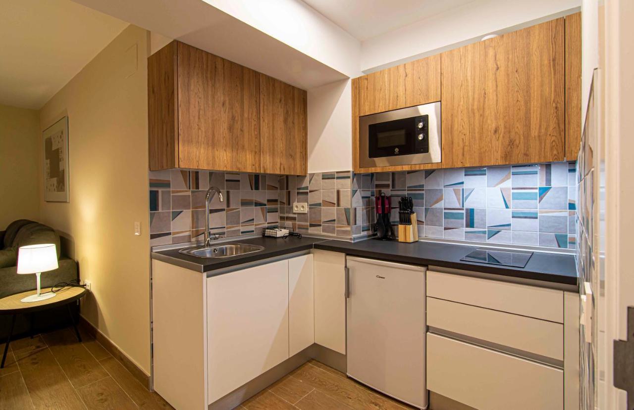 מאלגה Apartamentos 1 Abril מראה חיצוני תמונה