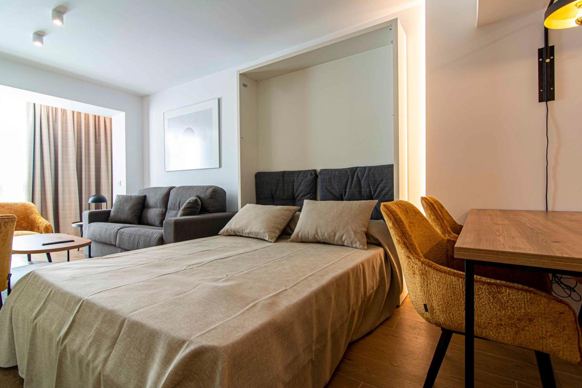 מאלגה Apartamentos 1 Abril מראה חיצוני תמונה
